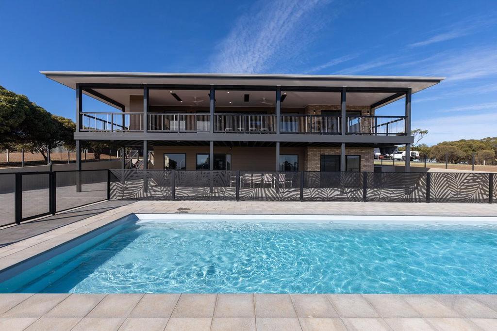 Willa The Lux Country Retreat - Heated Swimming Pool - Immaculate Views And Stylish Comfort! Port Lincoln Zewnętrze zdjęcie